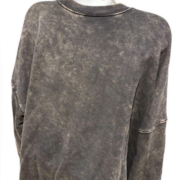 WILD FABLE Manhattan New York Oversized Sweatshirt Black StoneWash Bling Size XL - Picture 8 of 12